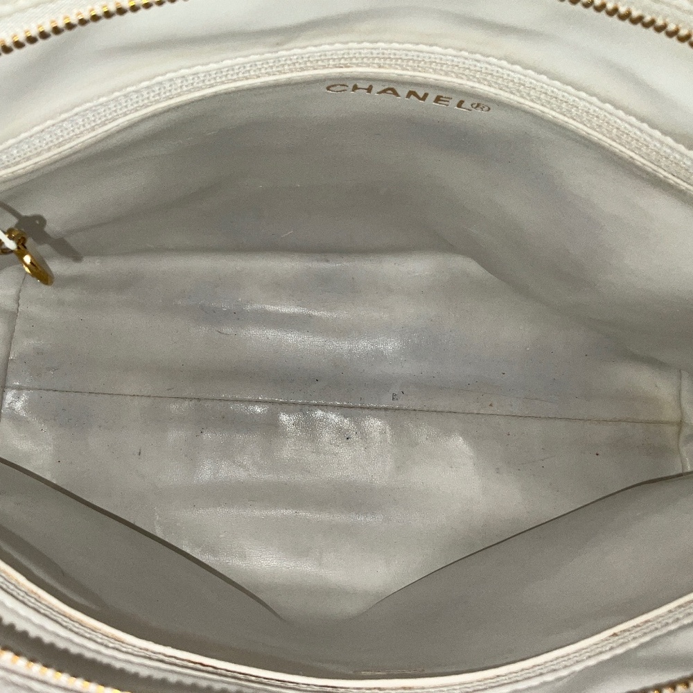 CHANEL Vintage Caviar Chevron V Stitch Shoulder Bag Tote White - Picture 9 of 16